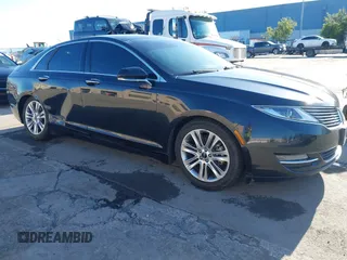 2015 Lincoln MKZ Hybrid with VIN 3LN6L2LU5FR610749, listed as a IAAI auction lot 41548461 with 222,632 mi miles. Bid and sale history available at carsss.com. Image 1.