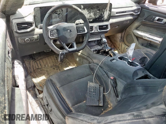 2024 Ford Mustang EcoBoost с VIN 1FA6P8TH8R5121211, выставлен на аукционе Copart как лот 61043315 с пробегом Не указан миль и Списание • Salvage title. История ставок и продаж доступна на DreamBid. Изображение 8.