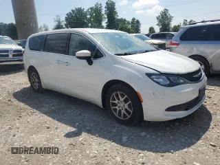 2018 Chrysler Pacifica Touring with VIN 2C4RC1DG9JR130510, listed as a Copart auction lot 63983325 with 201,474 mi miles and Clean title. Bid and sale history available at DreamBid. Image 4.