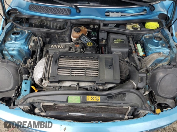 2003 MINI Hardtop S with VIN WMWRE33483TD64131, listed as a Copart auction lot 57428065 with 138,384 mi miles and Clean Title. Bid and sale history available at DreamBid. Image 11.