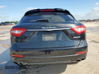 2017 Maserati Levante z VIN ZN661XUS8HX234903, wystawiony jako Copart lot #58467215 z przebiegiem Nie podano mil oraz Tytuł czysty. Historia ofert i sprzedaży dostępna na DreamBid. Obrazek 6.