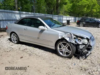 2004 Mercedes-Benz CLK 320 z VIN WDBTK65G34T016180, wystawiony jako Copart lot #53021615 z przebiegiem 118 408 mil mil oraz Szkoda całkowita • Salvage title. Historia ofert i sprzedaży dostępna na DreamBid. Obrazek 4.