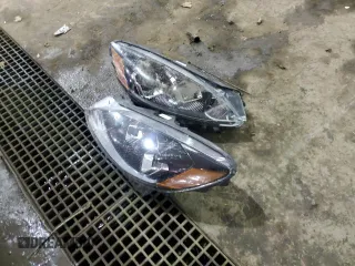 2021 Ford Escape SE z VIN 1FMCU9G69MUA98049, wystawiony jako Copart lot #86615164 z przebiegiem 13 429 mil mil oraz Szkoda całkowita • Salvage title. Historia ofert i sprzedaży dostępna na DreamBid. Obrazek 13.