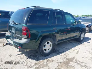 2002 Chevrolet TrailBlazer LS with VIN 1GNDS13SX22472526, listed as a IAAI auction lot 42169931 with 164,000 mi miles and . Bid and sale history available at DreamBid. Image 4.