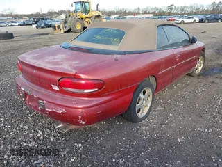 2000 Chrysler Sebring JXi z VIN 3C3EL55H2YT235270, wystawiony jako IAAI lot #41361520 z przebiegiem Nie podano mil oraz . Historia ofert i sprzedaży dostępna na DreamBid. Obrazek 4.