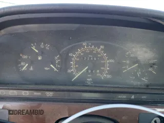 1985 Mercedes-Benz 300 SD with VIN WDBCB20D4FA171583, listed as a Copart auction lot 82440814 with 122,491 mi miles and Clean Title. Bid and sale history available at DreamBid. Image 9.