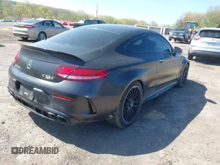2019 Mercedes-Benz C 63 S AMG with VIN WDDWJ8HBXKF845181, listed as a IAAI auction lot 42147743 with 39,430 mi miles and . Bid and sale history available at DreamBid. Image 4.