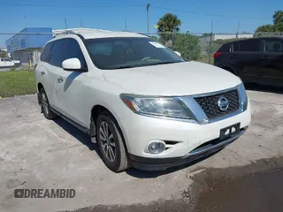 2015 Nissan Pathfinder SL with VIN 5N1AR2MN1FC608088, listed as a IAAI auction lot 42050710 with 102,532 mi miles and . Bid and sale history available at DreamBid. Image 1.