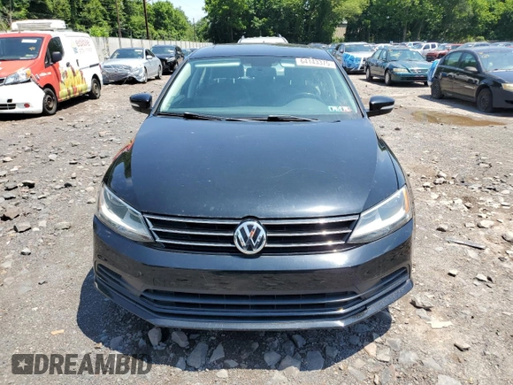 2015 Volkswagen Jetta SE with VIN 3VWD17AJ4FM329172, listed as a Copart auction lot 64143375 with 102,634 mi miles and Clean title. Bid and sale history available at DreamBid. Image 5.