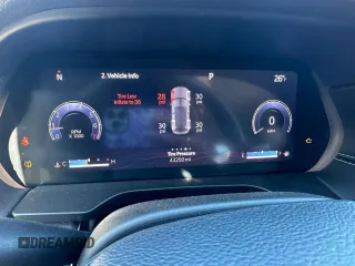 2023 Jeep Grand Cherokee Limited z VIN 1C4RJHBG4PC512012, wystawiony jako Copart lot #44384795 z przebiegiem 43 250 mil mil oraz Czysty tytuł • Clean title. Historia ofert i sprzedaży dostępna na DreamBid. Obrazek 5.