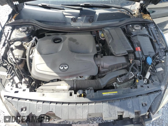 2018 Infiniti QX30 Pure with VIN SJKCH5CP7JA043304, listed as a Copart auction lot 51667365 with 85,494 mi miles and Salvage title. Bid and sale history available at DreamBid. Image 13.