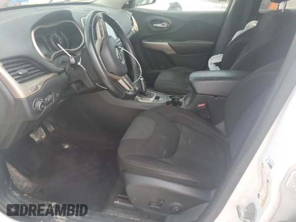 2017 Jeep Cherokee Latitude with VIN 1C4PJLCB1HW661748, listed as a Copart auction lot 58900255 with 133,498 mi miles and Salvage title. Bid and sale history available at DreamBid. Image 7.