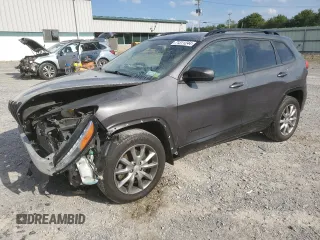 2018 Jeep Cherokee Latitude Tech Connect with VIN 1C4PJMCB1JD604215, listed as a Copart auction lot 71311244 with 109,603 mi miles and Salvage Title. Bid and sale history available at carsss.com. Image 1.