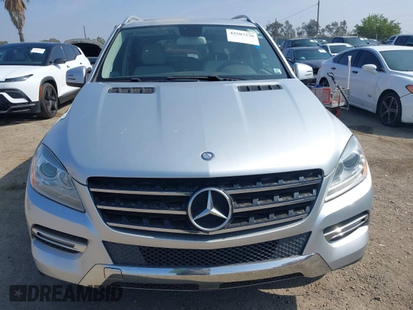 2013 Mercedes-Benz M 350 z VIN 4JGDA2EB5DA252634, wystawiony jako IAAI lot #42507538 z przebiegiem 190 166 mil mil oraz . Historia ofert i sprzedaży dostępna na DreamBid. Obrazek 12.