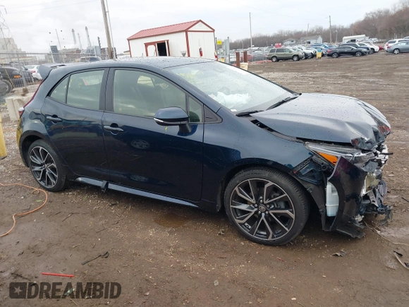 2019 Toyota Corolla Hatchback SE with VIN JTNK4RBEXK3060018, listed as a IAAI auction lot 41500627 with 96,997 mi miles. Bid and sale history available at carsss.com. Image 14.