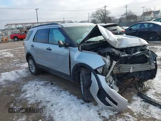 2016 Ford Explorer with VIN 1FM5K8BH0GGB57798, listed as a IAAI auction lot 41263083 with 132,651 mi miles and . Bid and sale history available at carsss.com. Image 1.