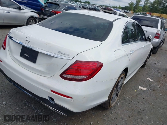 2017 Mercedes-Benz E 300 Luxury с VIN WDDZF4KB5HA280599, выставлен на аукционе IAAI как лот 42520875 с пробегом 41 026 миль миль и . История ставок и продаж доступна на DreamBid. Изображение 4.