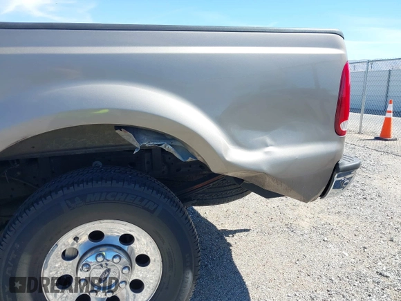 2005 Ford F-250 XL with VIN 1FTSX20565EC51367, listed as a IAAI auction lot 41723481 with 168,889 mi miles and . Bid and sale history available at DreamBid. Image 6.