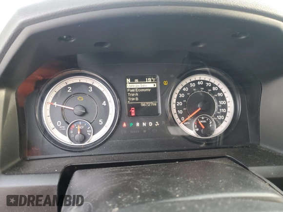 2017 Ram 2500 SLT z VIN 3C6UR5DL3HG652280, wystawiony jako Copart lot #47184555 z przebiegiem 98 727 mil mil oraz Szkoda całkowita • Salvage title. Historia ofert i sprzedaży dostępna na DreamBid. Obrazek 9.