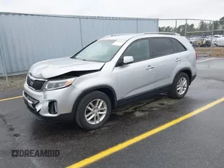 2015 Kia Sorento LX with VIN 5XYKTCA63FG610482, listed as a IAAI auction lot 41846658 with 120,529 mi miles. Bid and sale history available at carsss.com. Image 17.