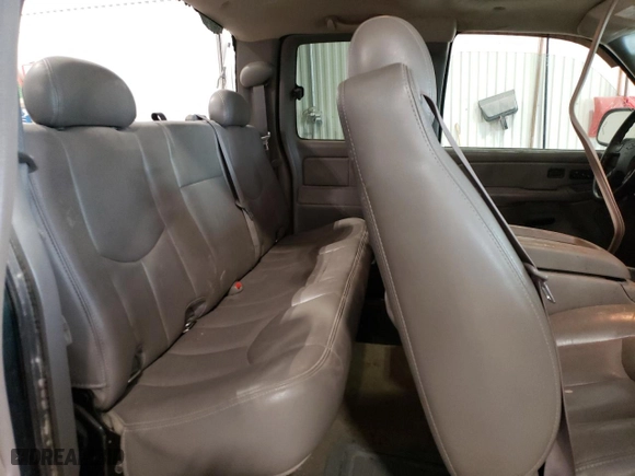 2007 Chevrolet Silverado 1500 Classic LT2 with VIN 1GCEK19Z27Z104938, listed as a Copart auction lot 47387565 with 206,698 mi miles and Salvage Title. Bid and sale history available at carsss.com. Image 10.