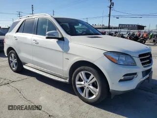 2012 Mercedes-Benz M 350 z VIN 4JGDA5HBXCA036533, wystawiony jako Copart lot #46351995 z przebiegiem 158 298 mil mil oraz Szkoda całkowita • Salvage title. Historia ofert i sprzedaży dostępna na DreamBid. Obrazek 4.
