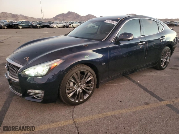 2019 Infiniti Q70 3.7 LUXE with VIN JN1BY1AP8KM505754, listed as a Copart auction lot 77393554 with 61,633 mi miles and Salvage Title. Bid and sale history available at carsss.com. Image 1.