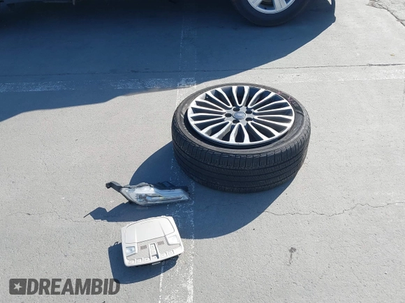 2017 Ford Fusion Hybrid Titanium с VIN 3FA6P0RU3HR323164, выставлен на аукционе IAAI как лот 42303571 с пробегом 119 732 миль миль и . История ставок и продаж доступна на DreamBid. Изображение 12.