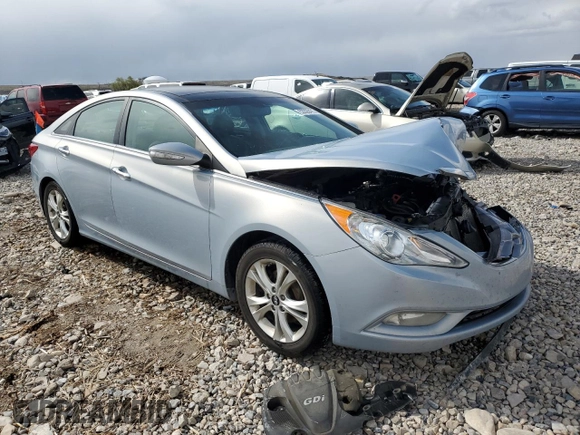 2013 Hyundai Sonata Limited with VIN 5NPEC4AC6DH794721, listed as a Copart auction lot 53328475 with 234,695 mi miles and Salvage Title. Bid and sale history available at carsss.com. Image 4.