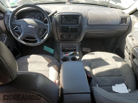 2003 Ford Explorer XLS z VIN 1FMZU72K33UA43808, wystawiony jako Copart lot #53846885 z przebiegiem 129 620 mil mil oraz Czysty tytuł • Clean title. Historia ofert i sprzedaży dostępna na DreamBid. Obrazek 8.