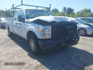 2016 Ford F-250 XL with VIN 1FD7X2A6XGEC61413, listed as a IAAI auction lot 42174757 with 163,757 mi miles and . Bid and sale history available at DreamBid. Image 6.
