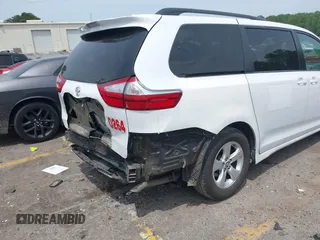 2018 Toyota Sienna LE Auto Access Seat with VIN 5TDKZ3DC6JS909072, listed as a IAAI auction lot 42228691 with 253,295 mi miles and . Bid and sale history available at DreamBid. Image 17.