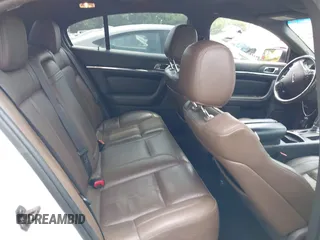 2013 Lincoln MKS with VIN 1LNHL9DK6DG600928, listed as a IAAI auction lot 42502424 with 194,015 mi miles and . Bid and sale history available at DreamBid. Image 8.