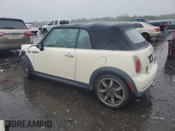 2008 MINI Convertible S z VIN WMWRH33588TL96257, wystawiony jako Copart lot #58298765 z przebiegiem 89 463 mil mil oraz Czysty tytuł • Clean title. Historia ofert i sprzedaży dostępna na DreamBid. Obrazek 2.