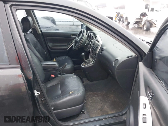 2006 Toyota Matrix STD with VIN 2T1KR32E66C592995, listed as a IAAI auction lot 41582222 with 299,999 mi miles and . Bid and sale history available at DreamBid. Image 5.