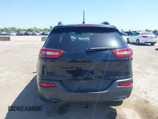 2018 Jeep Cherokee Limited с VIN 1C4PJLDB2JD531364, выставлен на аукционе IAAI как лот 42020062 с пробегом 123 777 миль миль и . История ставок и продаж доступна на DreamBid. Изображение 16.