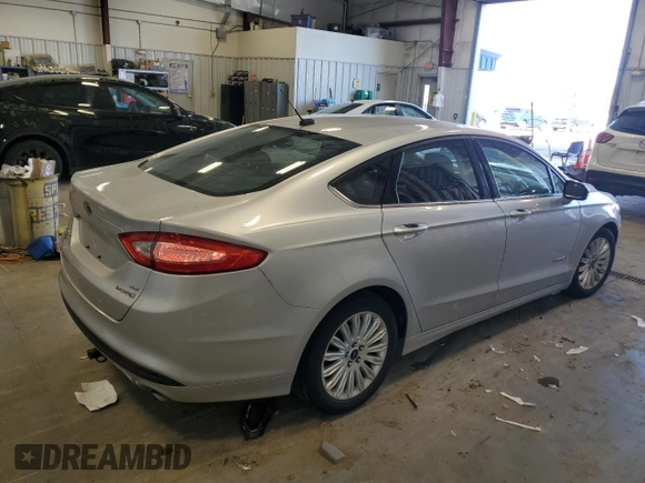 2015 Ford Fusion SE Hybrid with VIN 3FA6P0LU2FR149741, listed as a Copart auction lot 51973175 with 171,999 mi miles and Clean Title. Bid and sale history available at DreamBid. Image 3.