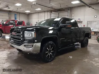 2016 GMC Sierra 1500 SLE with VIN 1GTV2MEC2GZ352383, listed as a IAAI auction lot 41511836 with 139,381 mi miles. Bid and sale history available at carsss.com. Image 2.