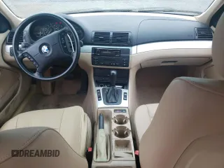 2002 BMW 3 Series 325xi with VIN WBAEU33402PF71539, listed as a Copart auction lot 58396995 with 154,644 mi miles and Salvage title. Bid and sale history available at DreamBid. Image 8.