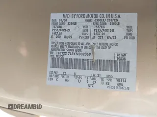 2000 Ford F-150 XL z VIN 1FTRX17L8YNB02069, wystawiony jako IAAI lot #41813272 z przebiegiem 279 042 mil mil oraz . Historia ofert i sprzedaży dostępna na DreamBid. Obrazek 9.