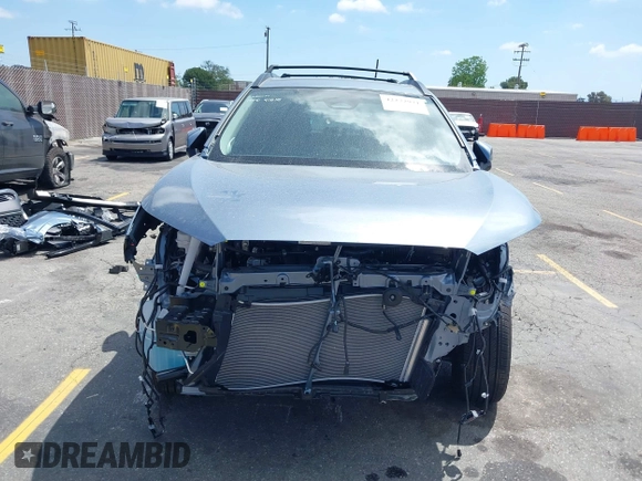 2024 Toyota Corolla Cross XLE with VIN 7MUDAAAG4RV112364, listed as a IAAI auction lot 42272971 with 2,764 mi miles and . Bid and sale history available at DreamBid. Image 13.
