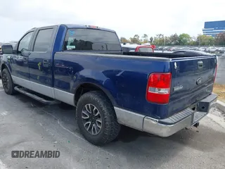 2007 Ford F-150 XLT z VIN 1FTPW12557FA20294, wystawiony jako IAAI lot #42118624 z przebiegiem 174 206 mil mil oraz . Historia ofert i sprzedaży dostępna na DreamBid. Obrazek 3.