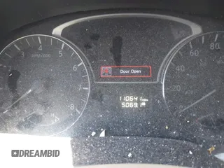 2014 Nissan Pathfinder SL with VIN 5N1AR2MN8EC725732, listed as a IAAI auction lot 42215625 with 110,641 mi miles and . Bid and sale history available at DreamBid. Image 7.