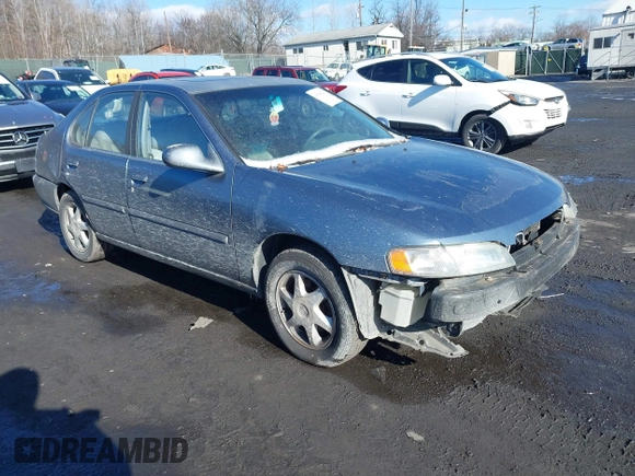 1999 Nissan Altima XE with VIN 1N4DL01D3XC273197, listed as a IAAI auction lot 41508232 with 168,658 mi miles. Bid and sale history available at carsss.com. Image 1.