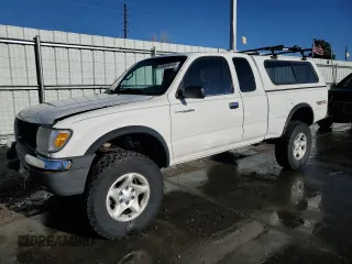 1999 Toyota Tacoma z VIN 4TAWN72N5XZ518524, wystawiony jako Copart lot #49085545 z przebiegiem 247 110 mil mil oraz Szkoda całkowita • Salvage title. Historia ofert i sprzedaży dostępna na DreamBid. Obrazek 1.