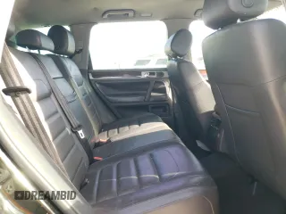 2008 Volkswagen Touareg V6 с VIN WVGBE77L78D015078, выставлен на аукционе Copart как лот 49756325 с пробегом 134 898 миль миль и Списание • Salvage title. История ставок и продаж доступна на DreamBid. Изображение 11.