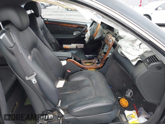 2005 Mercedes-Benz CL 500 z VIN WDBPJ75J45A045092, wystawiony jako IAAI lot #42159519 z przebiegiem Nie podano mil oraz . Historia ofert i sprzedaży dostępna na DreamBid. Obrazek 5.