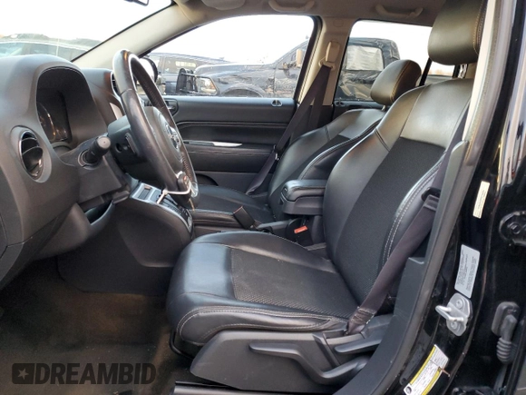 2016 Jeep Compass High Altitude z VIN 1C4NJDEB9GD759284, wystawiony jako Copart lot #83671904 z przebiegiem 122 819 mil mil oraz Szkoda całkowita • Salvage title. Historia ofert i sprzedaży dostępna na DreamBid. Obrazek 7.