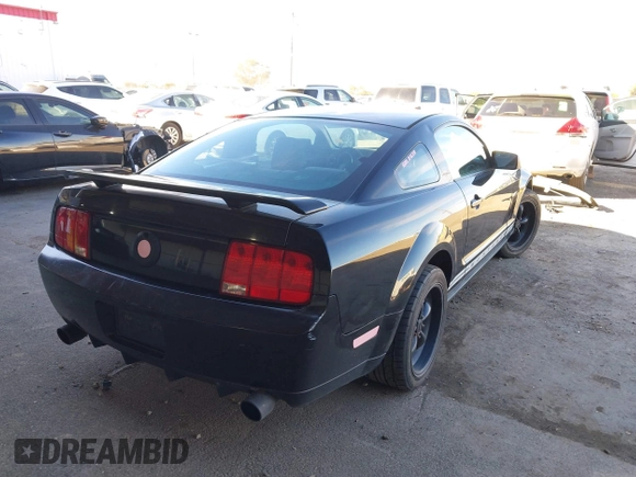 2007 Ford Mustang Deluxe with VIN 1ZVFT80N575352139, listed as a IAAI auction lot 41626063 with 113,792 mi miles. Bid and sale history available at carsss.com. Image 4.