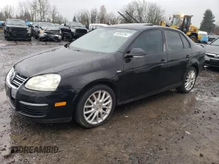 2009 Volkswagen Jetta с VIN 3VWRA71K49M019669, выставлен на аукционе Copart как лот 84893254 с пробегом 113 823 миль миль и Чистый • Clean title. История ставок и продаж доступна на DreamBid. Изображение 1.